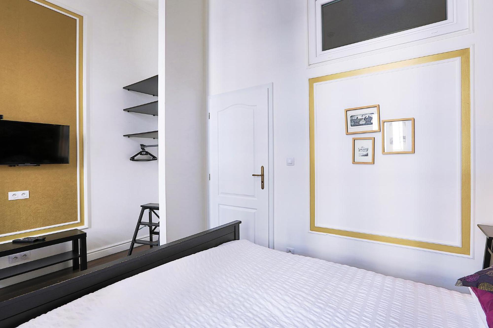 Two-Bedroom Haven In The Old Town プラハ エクステリア 写真