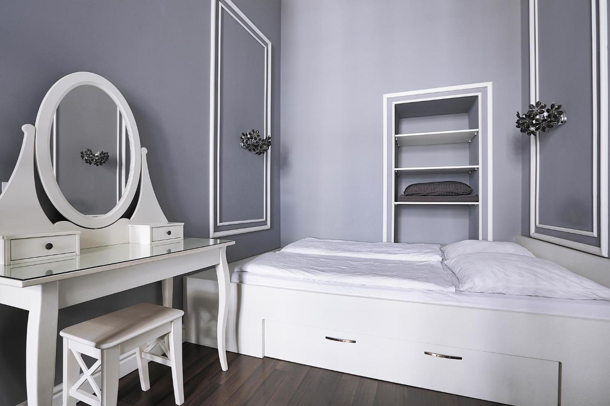 Two-Bedroom Haven In The Old Town プラハ エクステリア 写真